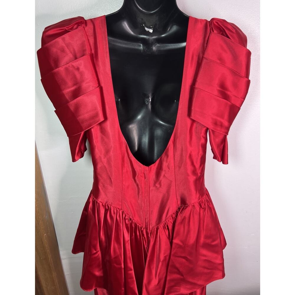 Vintage Dance Allure Red Satin Party Prom Dress Faux Pearl Appliqué Tag Sz 9/10 - Picture 5 of 13